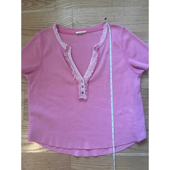 Promesa Waffle Knit Raw-Edge Henley Tee - Picture 7 of 7